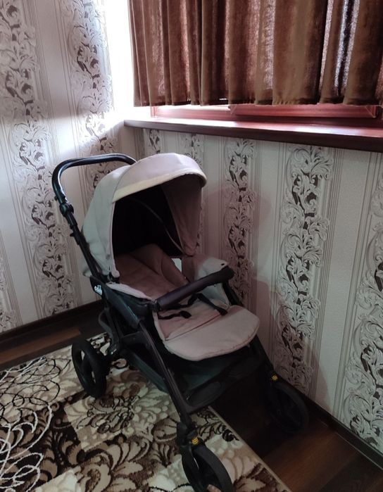 Продается коляска 3в1 итальянская