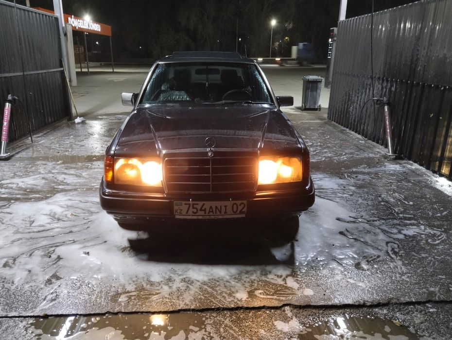 Продам мерседес 124