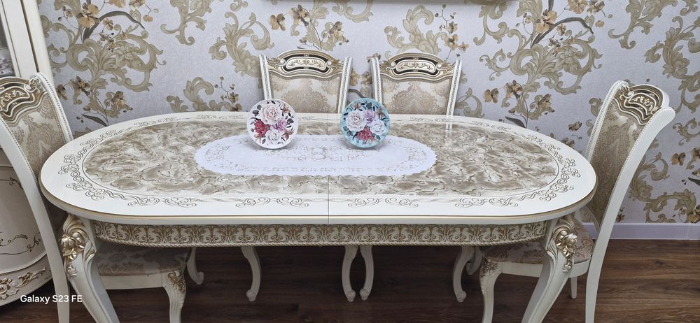 Продам стол стулья