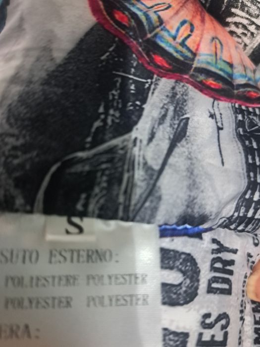 Geaca femei pt sezon calduroasa usoara ca noua impecabila