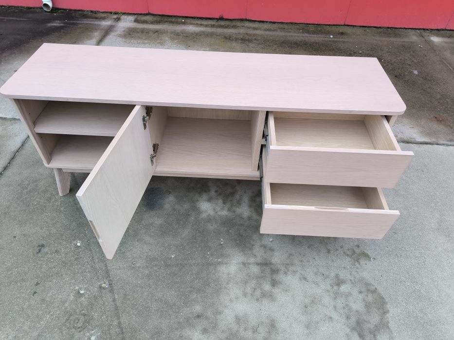 Тв шкаф от МДФ от Англия