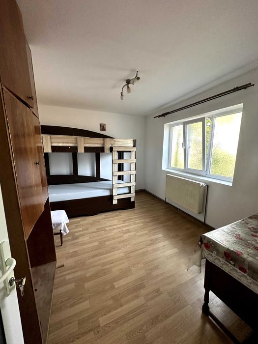 Inchiriez camere, de preferat pentru Studenti , foarte accesibil ca pret  si zona ultra centrala