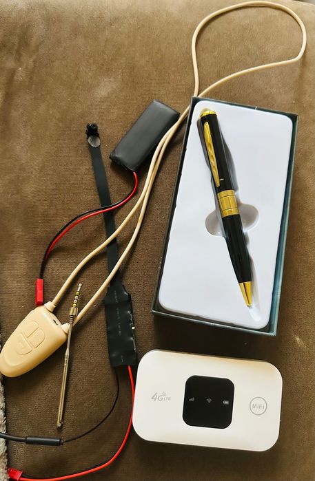 Пълен комплект микрослушалка + комуникация | Готов за употреба