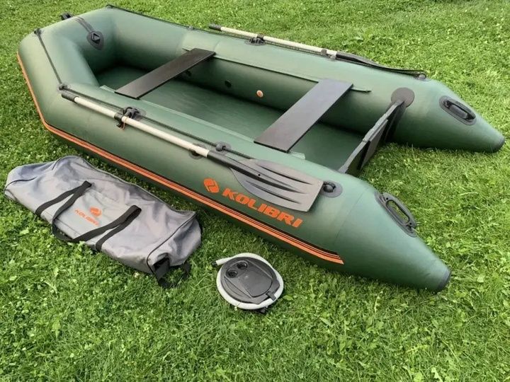 Продаётся Надувная моторная лодка "КОЛИБРИ" КМ-330
