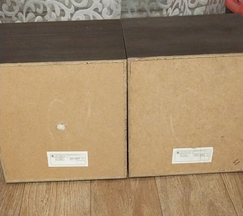 Продам колонки  10гдш