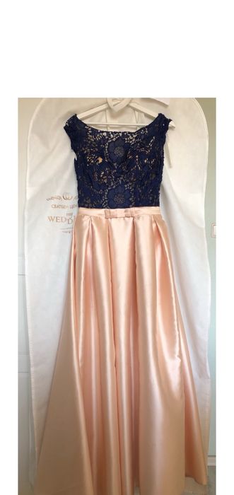 Абитуриентска рокля