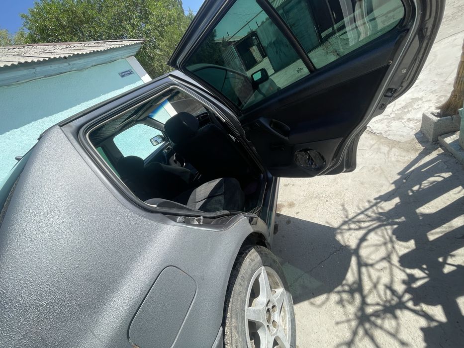 Продам.   Машину