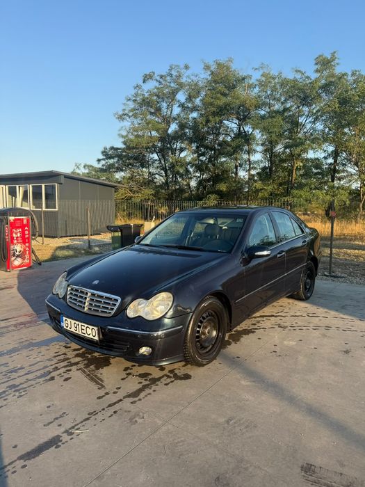 Mercedes c220 w203 facelift