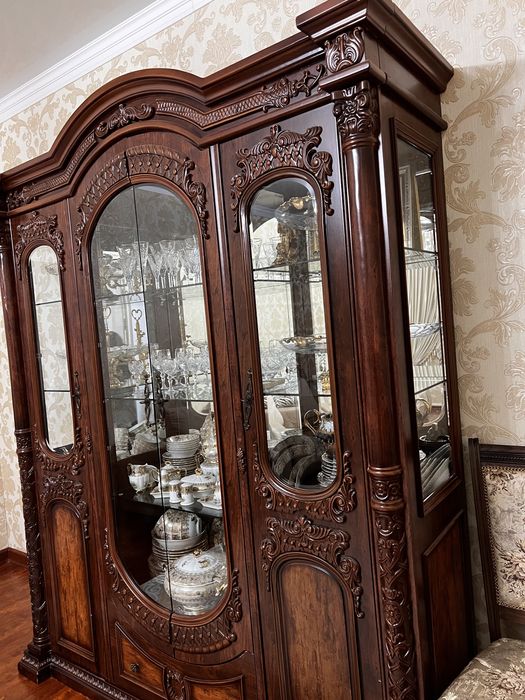 Горка и тумбой для зала