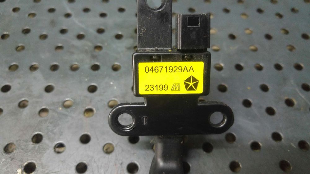 Maneta tempomat dodge journey 04671929aa