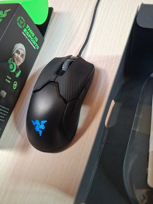 Razer Viper геймърска мишка с grip tape