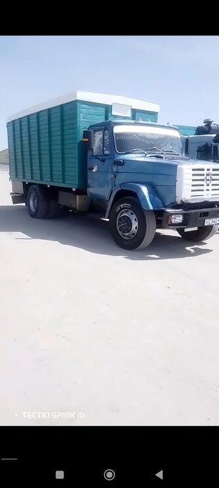 Zil sotiladi srochno