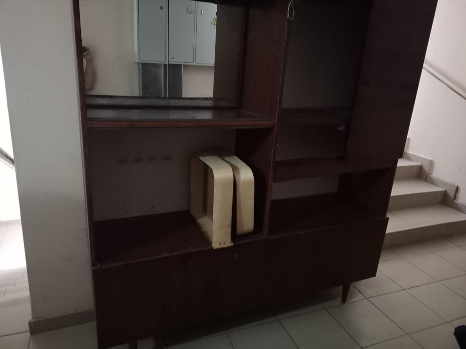 Продам кухонный сервант