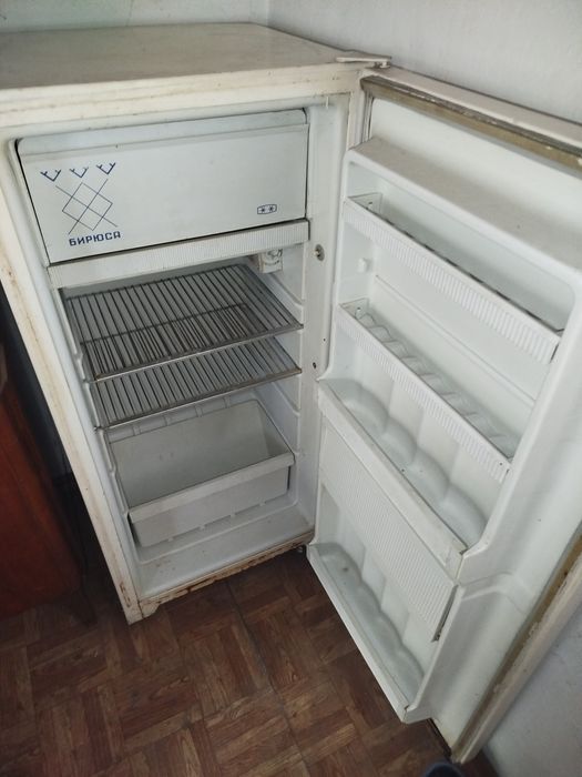 Продам холодильник Бирюса