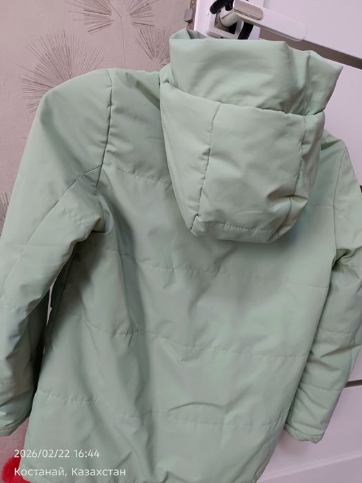 Куртка весна на девочку, размер 158см