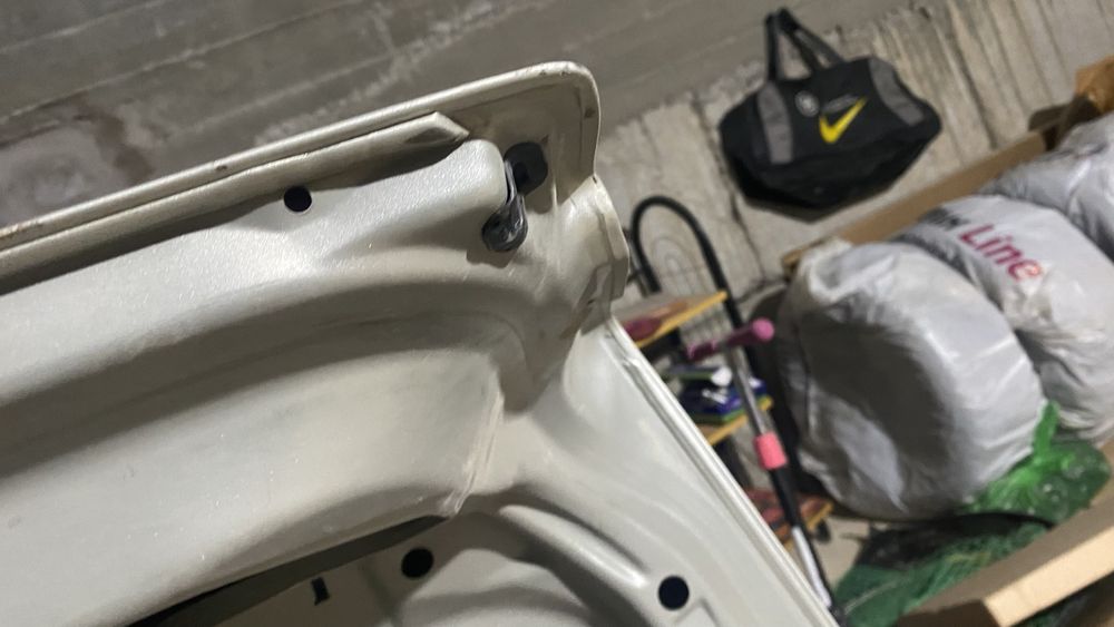 Багажник 25 камри европа