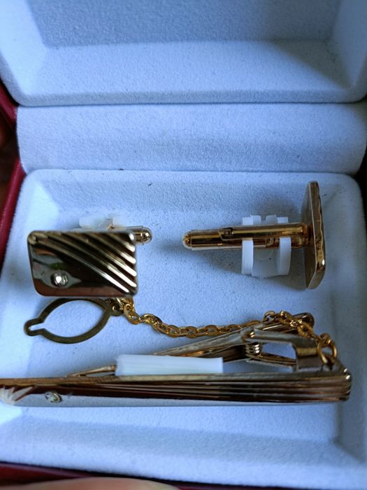 Butoni cămașă, nefolosiți