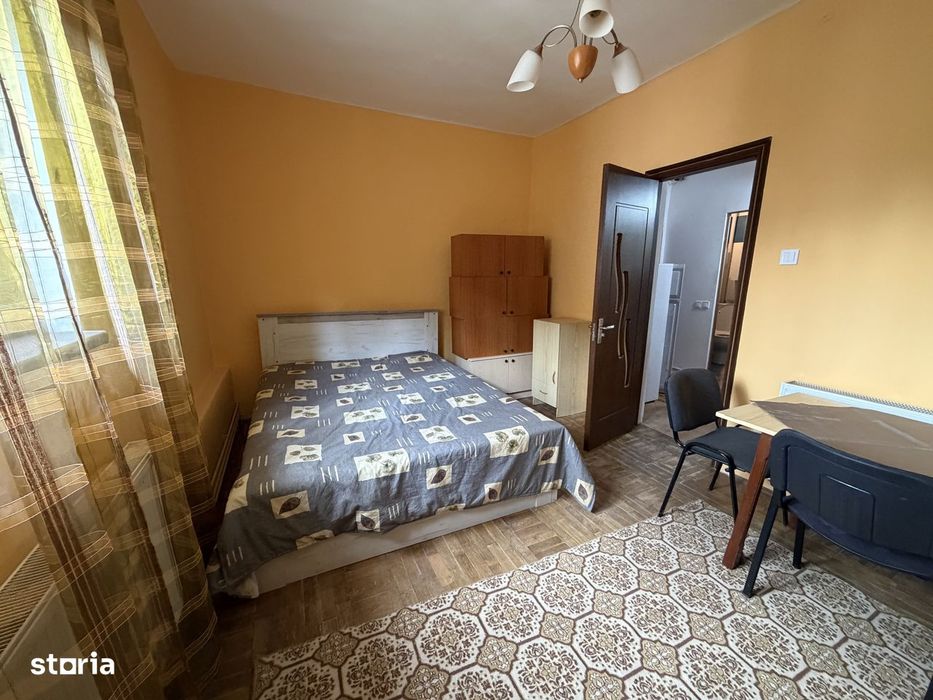 Vanzare garsoniera deosebita la casa, Central.