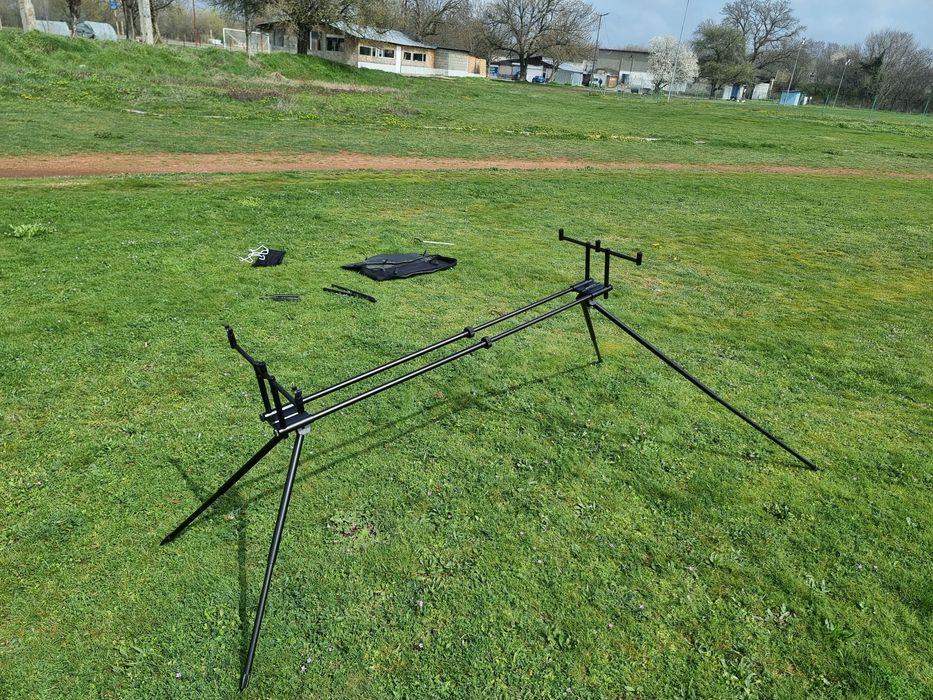 Шаранджийска стойка Delphin RPX-4 + 2 комплекта крака