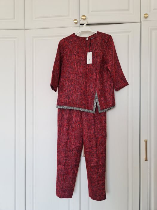 2 тыс.тг. Продаю платья и юбки. Италия. Massimo Dutti, Imperial