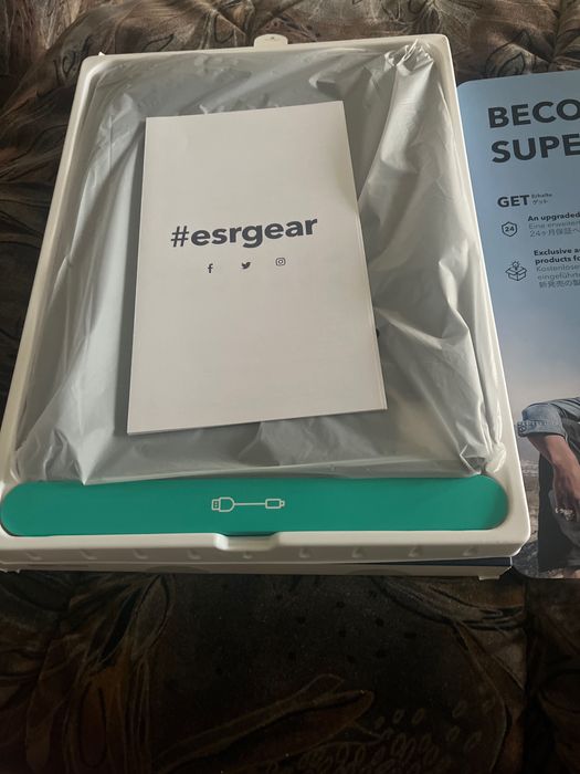 ESR Ascend Keyboard Case Lite