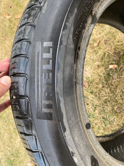 Vând 2 cauciucuri R 16 205/60