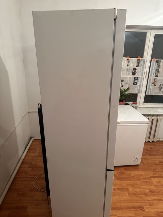 Холодильник Indesit