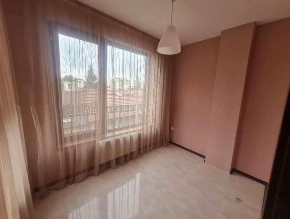 Дава се под наем Двустаен апартамент в София, Надежда 2 - 75 кв.м за 650 € - Снимка #4