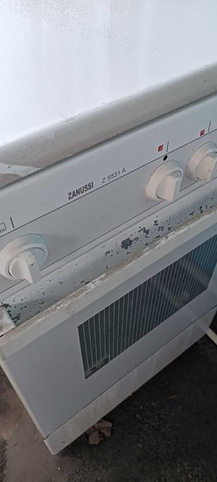 Продам газовую плиту б/у