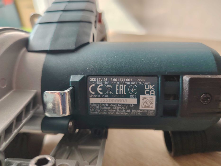 Circular mic Bosch GKS 12V-26, acumulatori, incarcatoare