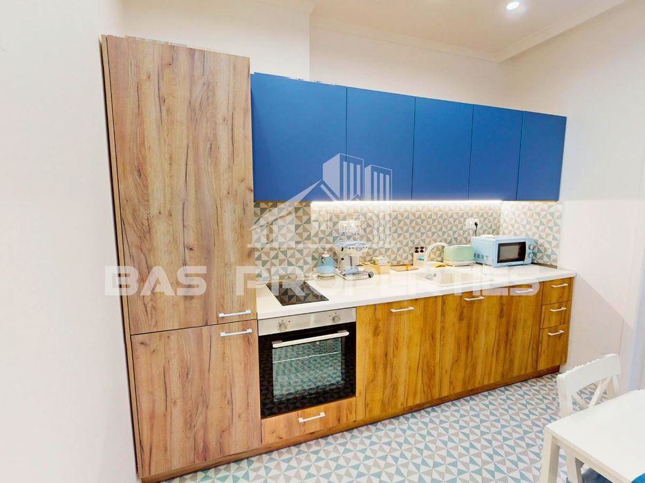 Продава се Многостаен апартамент в София, Център - 111 кв.м за 2642 €/кв.м - Снимка #5