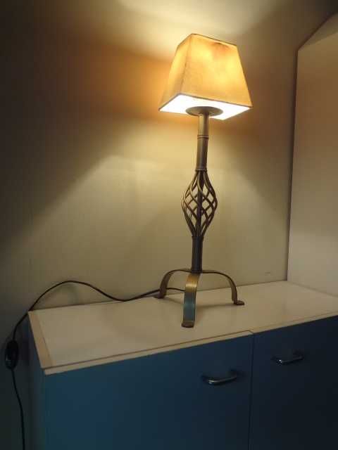 Стилна винтидж лампа