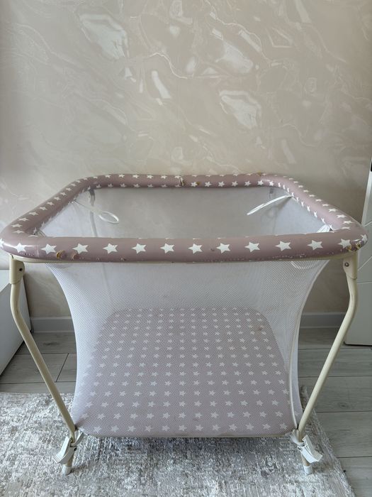 Продаётся детский манеж