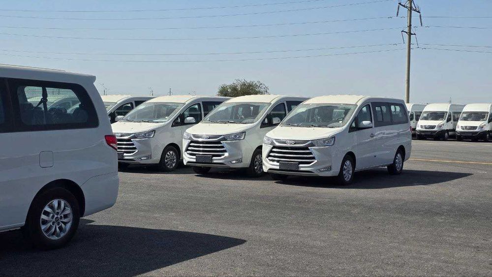 Минивэн в продаже JAC M4 топ выбор для семьи и бизнеса