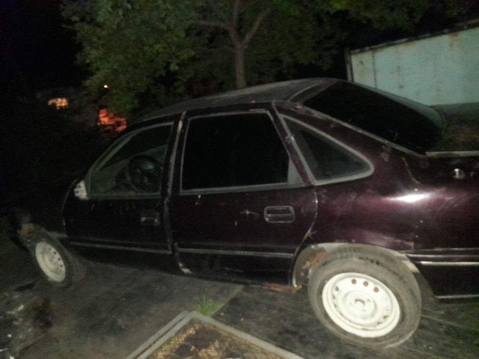 Опель Вектра А разбор