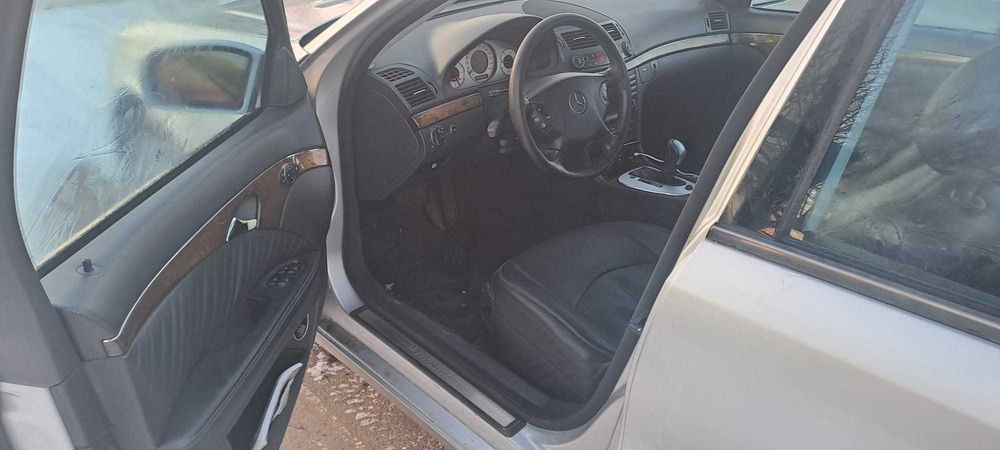 Mercedes e class