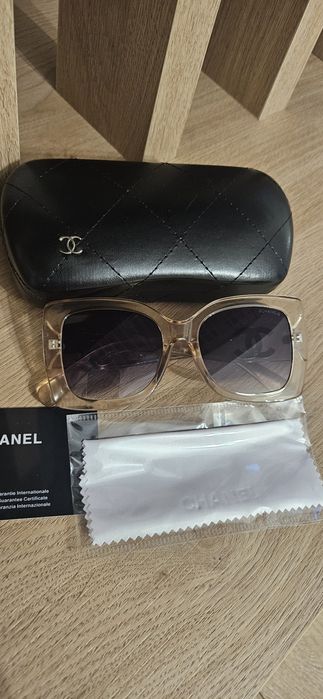 Ochelari de soare Chanel