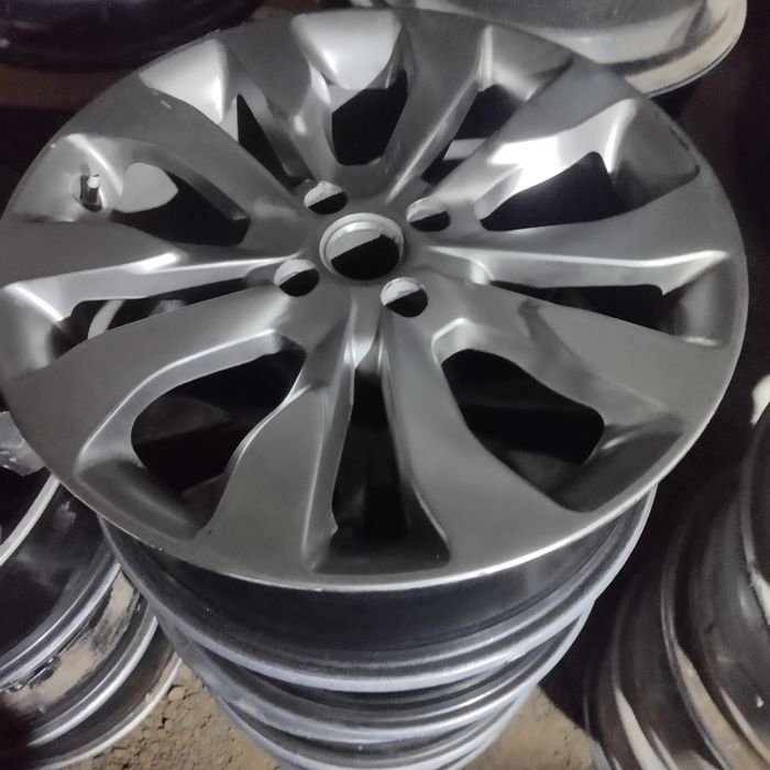 Продается комплект дисков