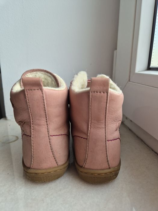 Ghete Naturino piele si lana marimea 24