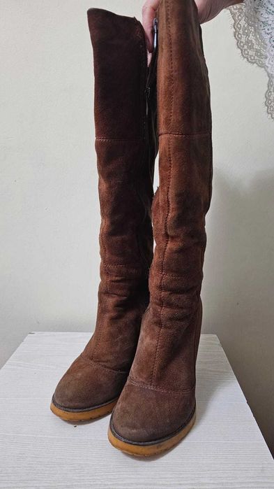 Замшевые сапоги 36 р-р, натуральная замша и мех — 3000 тг