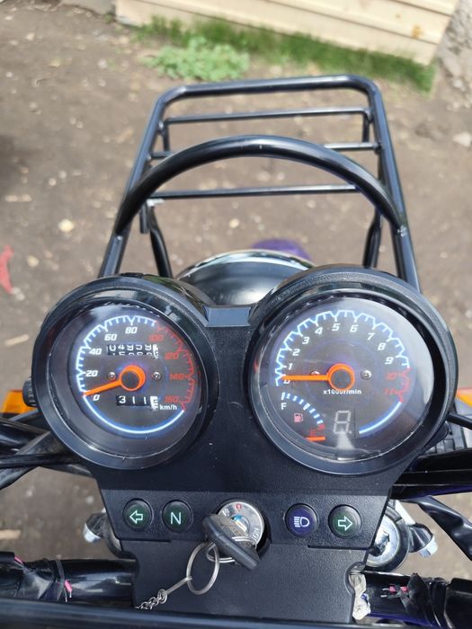 Продам мотоцикл 200кб