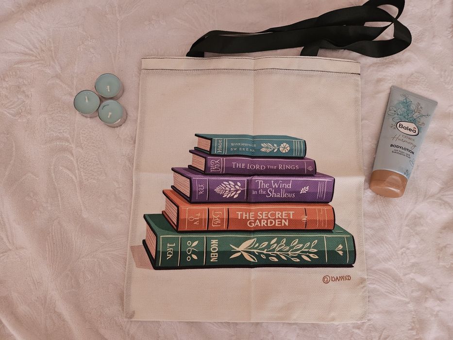 Платнени чанти с надпис