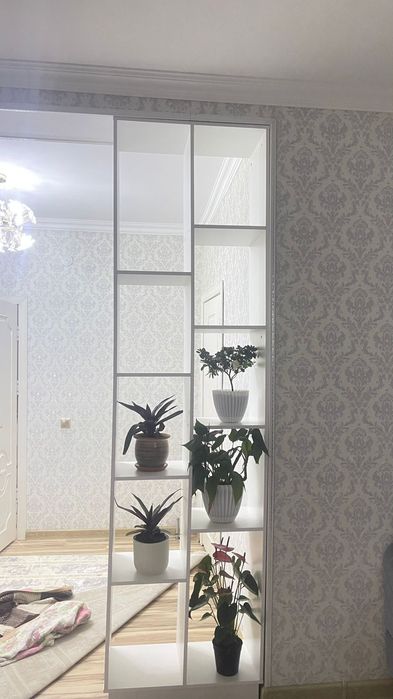 Полка для цветы. Материал ЛДСП.