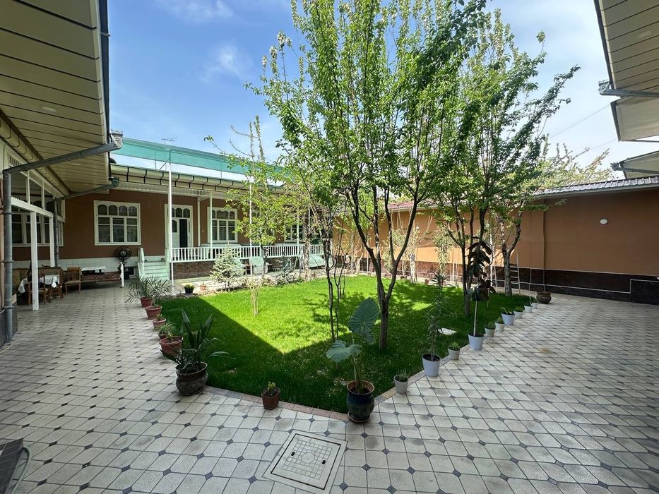 Продается Мукимий Саламатина 6,7 сотих Фасад 21/32 10 та хона