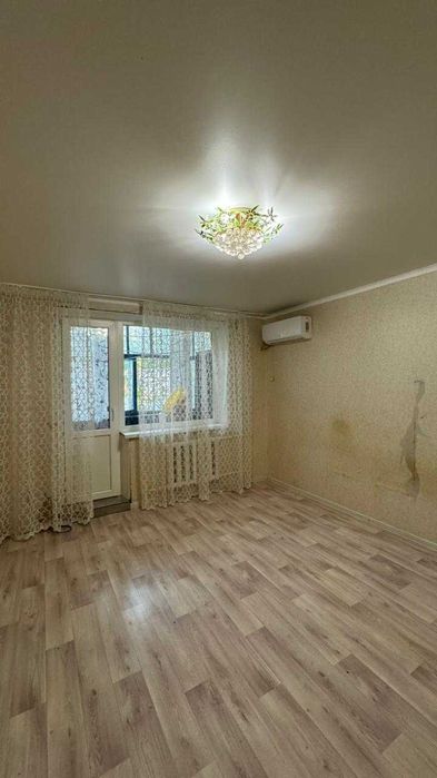 продается 2 комн кв р-н Ремзавод