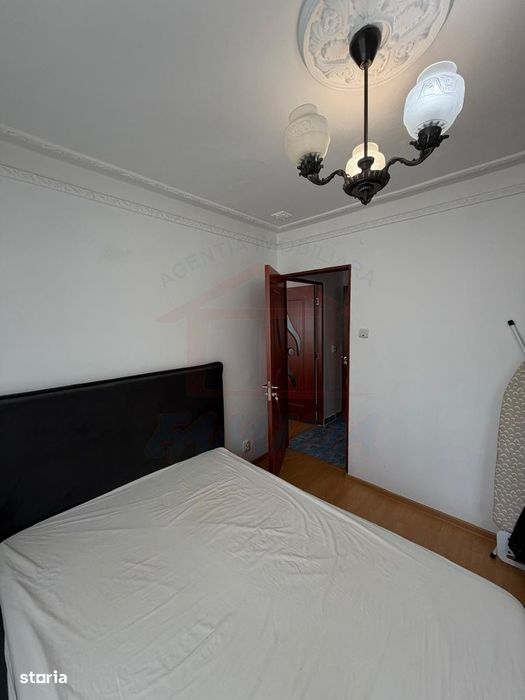 Vanzare apartament cu 4 camere in Micro 39b( k-uri), etaj 1,