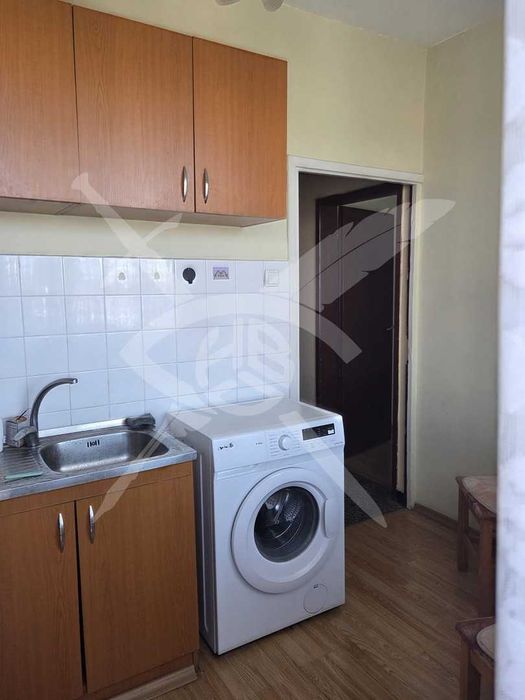 Двустаен апартамент в кв. Зона Б-18 №17239