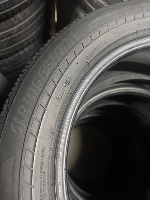Шины 235/55 R18 Bridgestone