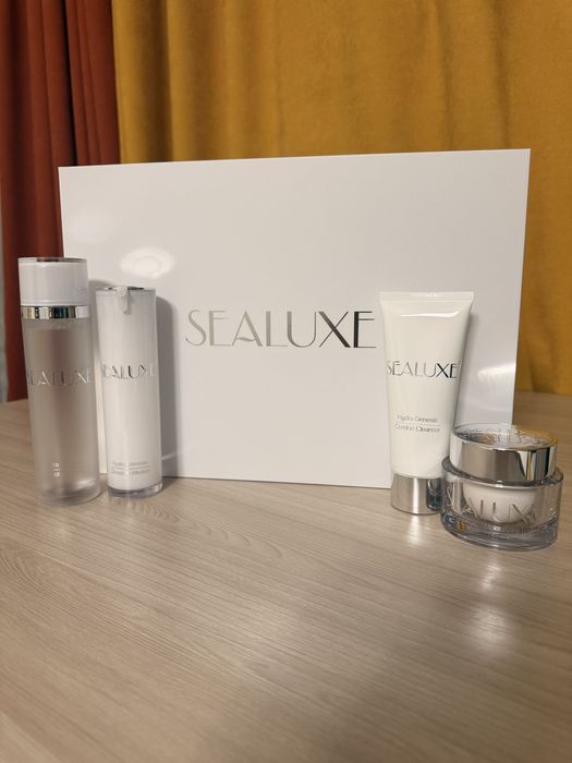 Sealuxe hydra genesis set