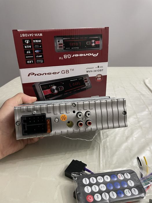 Продам магнитолу пионер